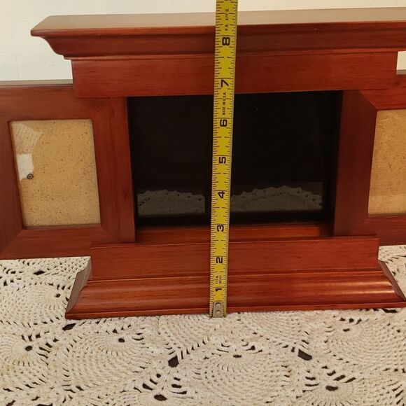 Beautiful Vintage Wooden Picture Frame  with One Center and 2 Sliding Windows - Picture 12 of 16